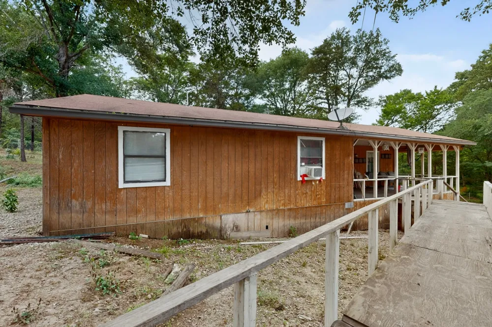 10823 Lakeview Trail Quinlan, TX 75474