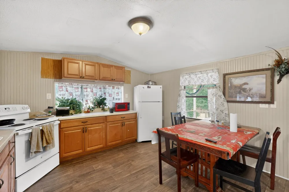 10823 Lakeview Trail Quinlan, TX 75474