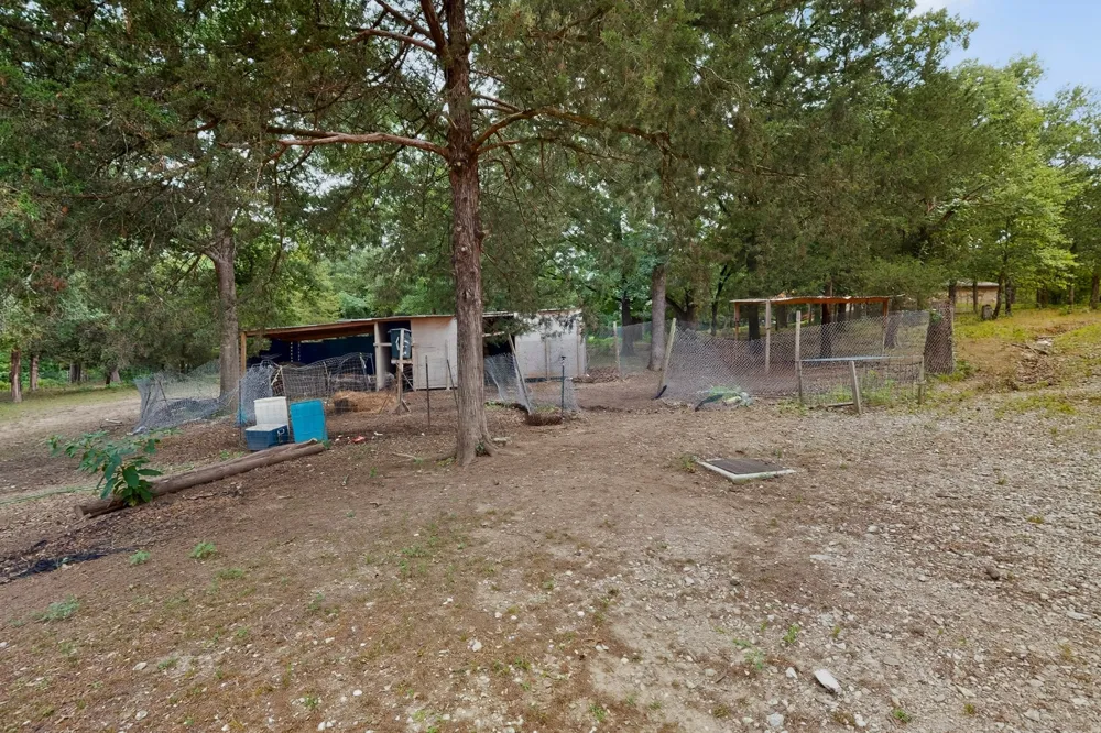 10823 Lakeview Trail Quinlan, TX 75474