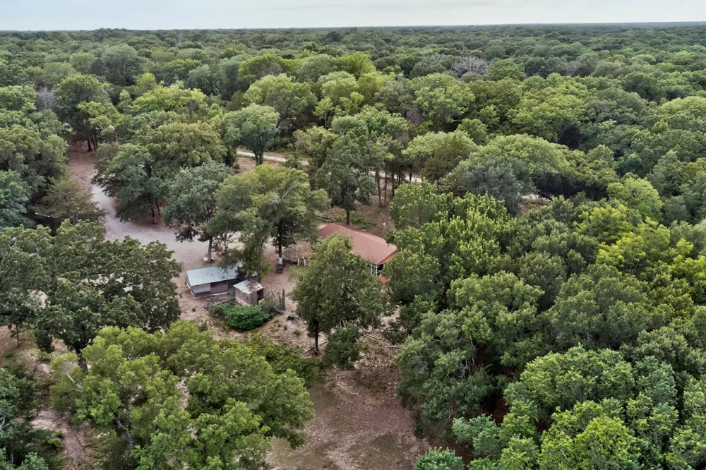 10823 Lakeview Trail Quinlan, TX 75474