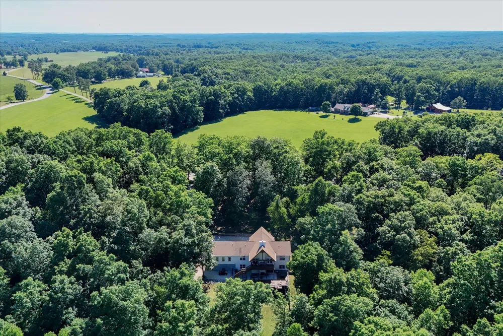 7865 Barnhill Rd Primm Springs, TN 38476