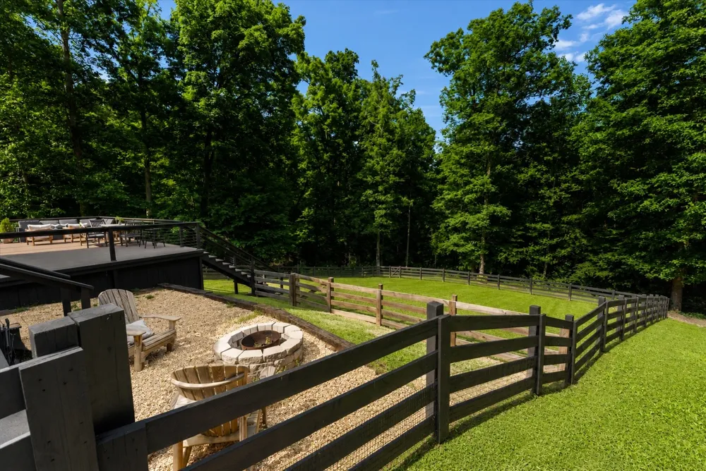 7865 Barnhill Rd Primm Springs, TN 38476