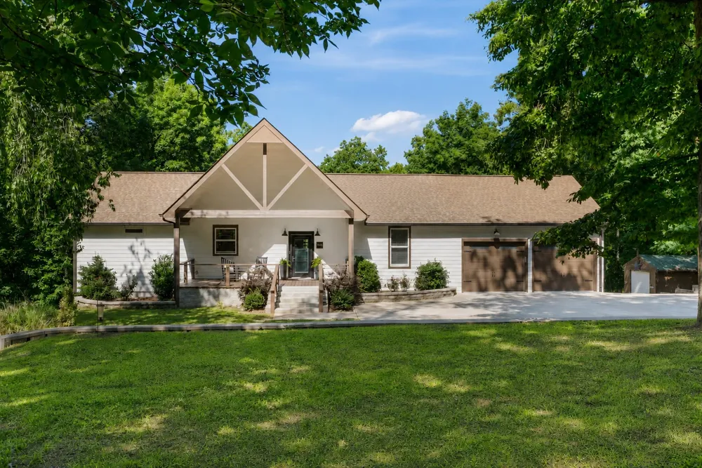 7865 Barnhill Rd Primm Springs, TN 38476