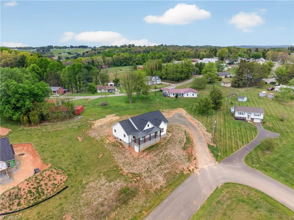 99 Moore Lane Galax, VA 24333
