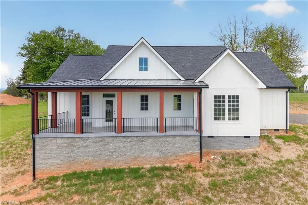 99 Moore Lane Galax, VA 24333