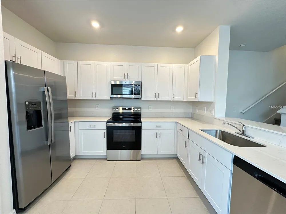 2655 BUTTERCUP LUCINE LANE Ruskin, FL 33570