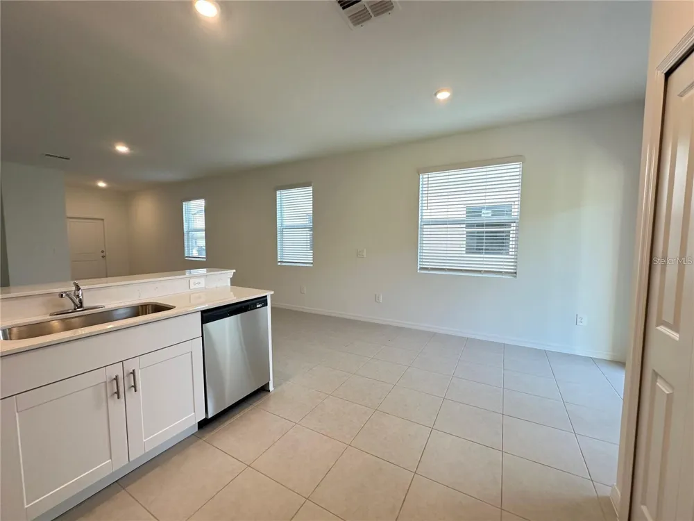 2655 BUTTERCUP LUCINE LANE Ruskin, FL 33570