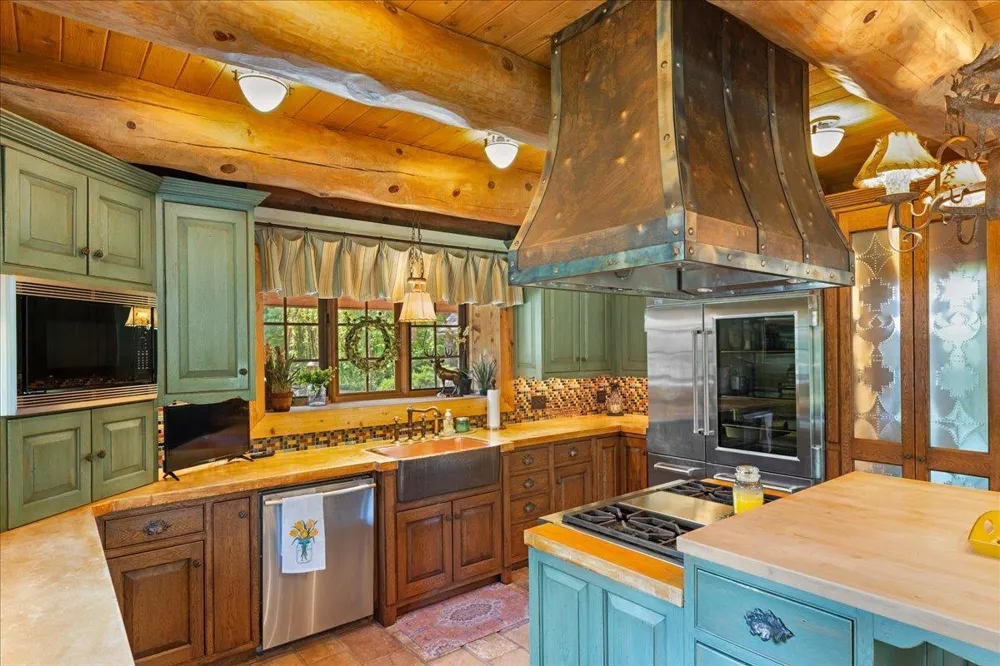 88159 Sturgeon Island Road Sturgeon Lake, MN 55783