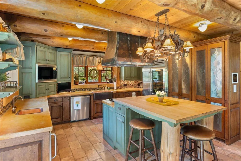 88159 Sturgeon Island Road Sturgeon Lake, MN 55783