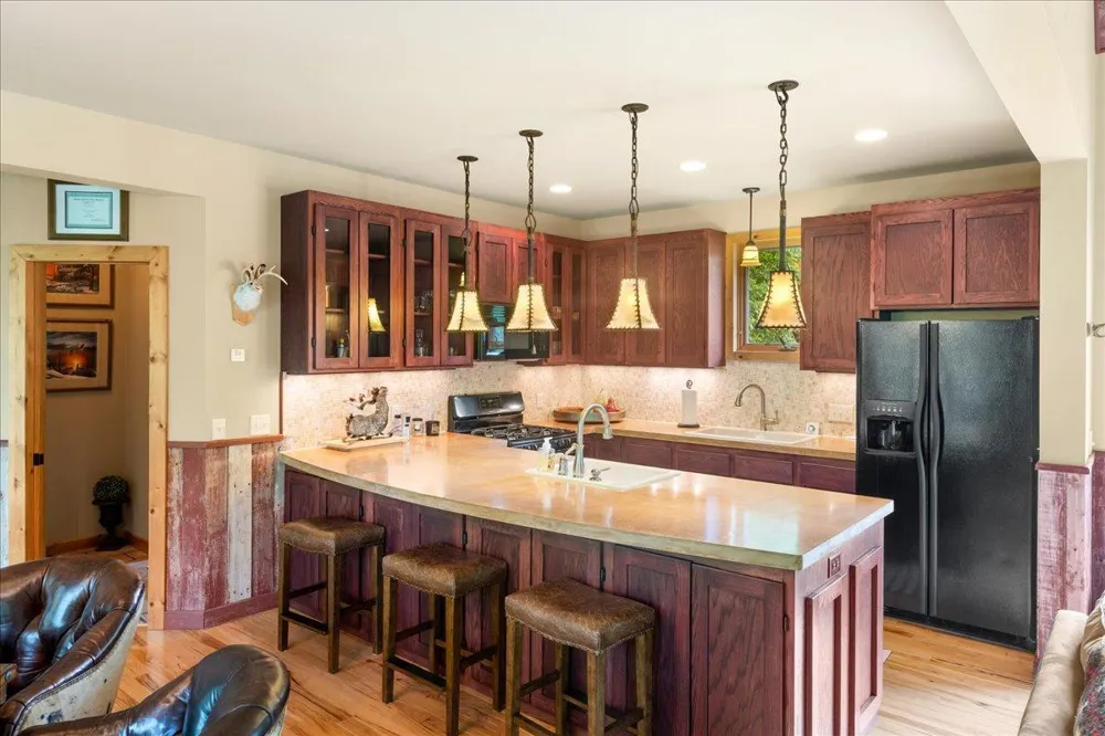 88159 Sturgeon Island Road Sturgeon Lake, MN 55783