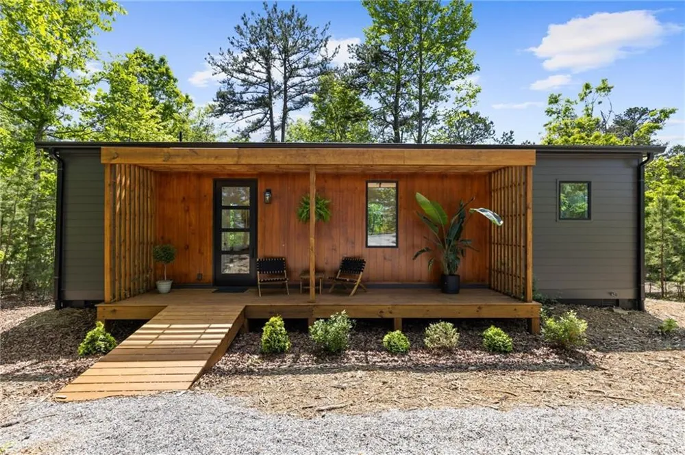 433 Brannon Ridge Young Harris, GA 30582
