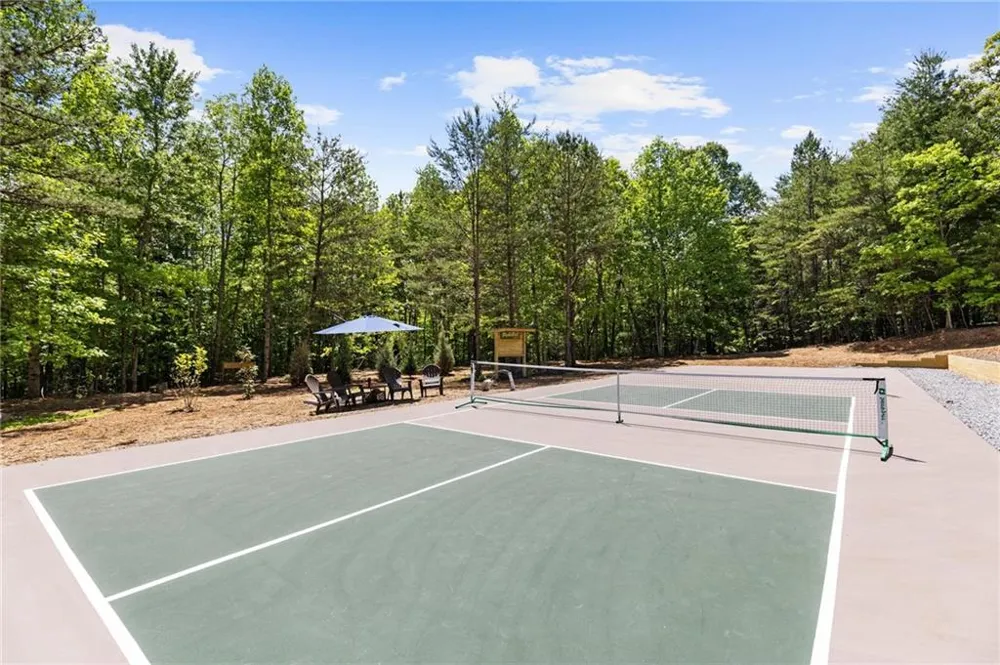 433 Brannon Ridge Young Harris, GA 30582