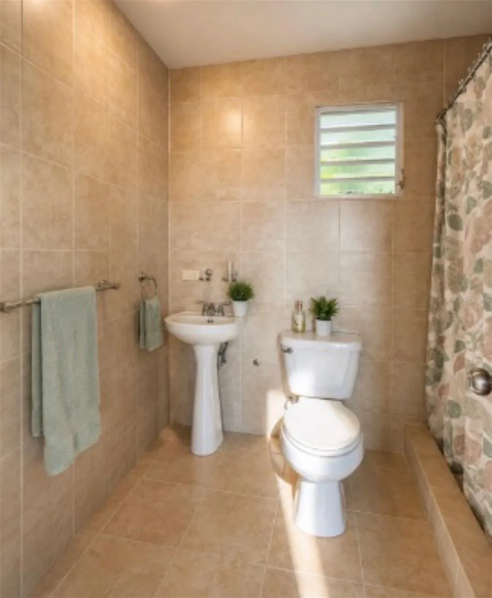 22 MANSIONES DE TERRALINDA Luquillo, PR 00773