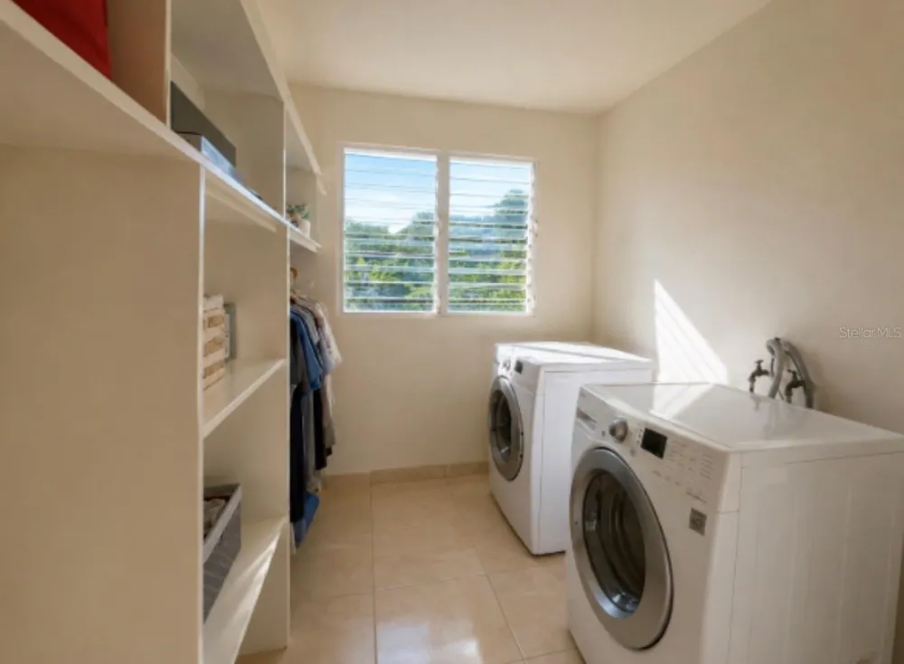 22 MANSIONES DE TERRALINDA Luquillo, PR 00773