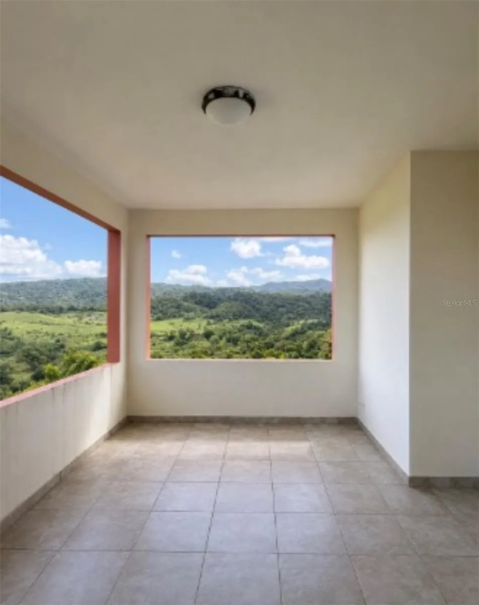 22 MANSIONES DE TERRALINDA Luquillo, PR 00773