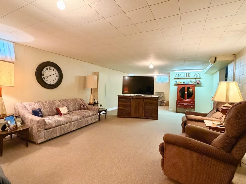 1801 S Shore Drive Worthington, MN 56187