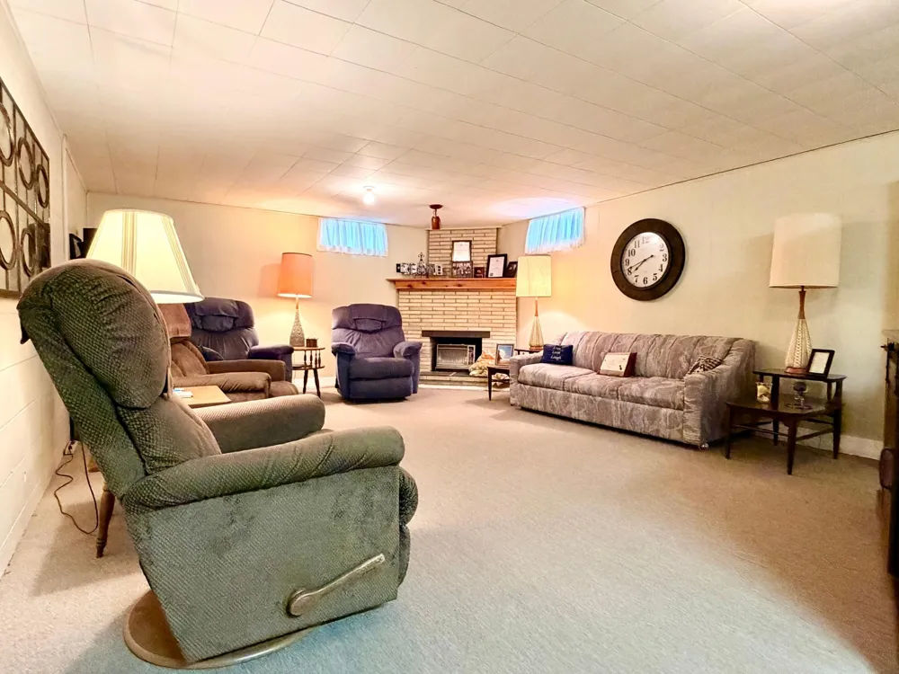 1801 S Shore Drive Worthington, MN 56187