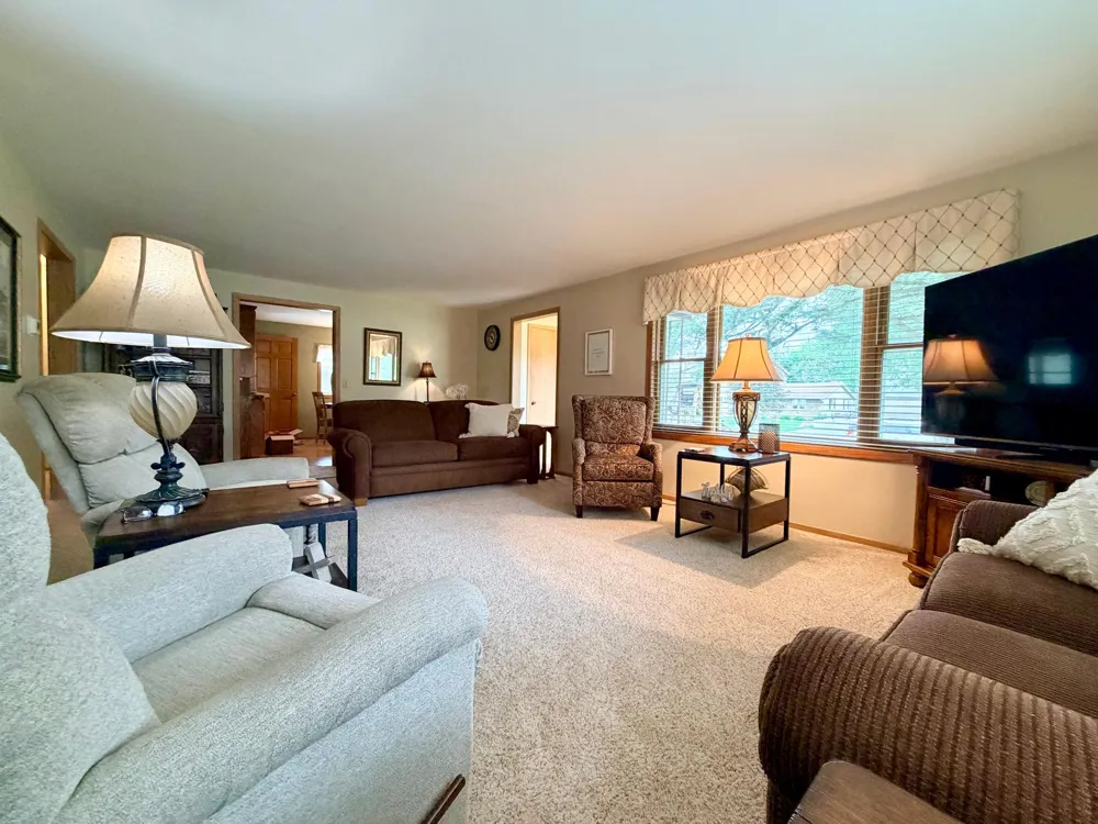 1801 S Shore Drive Worthington, MN 56187