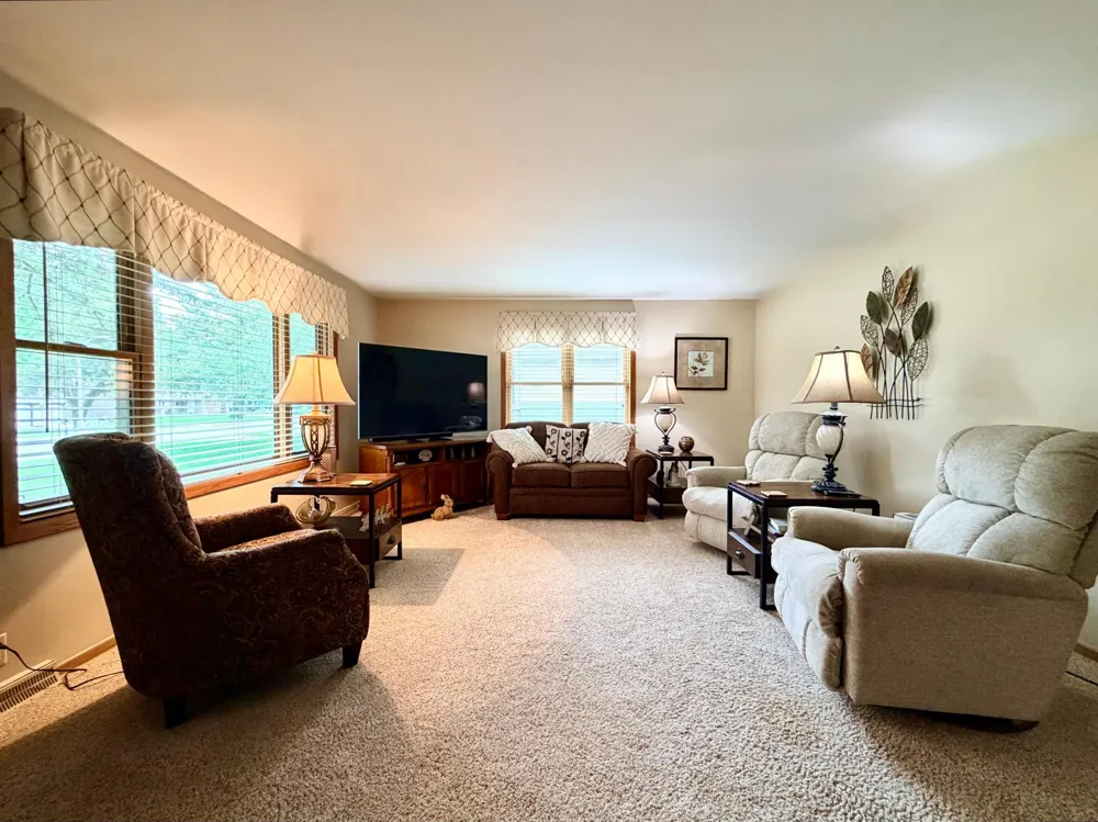 1801 S Shore Drive Worthington, MN 56187