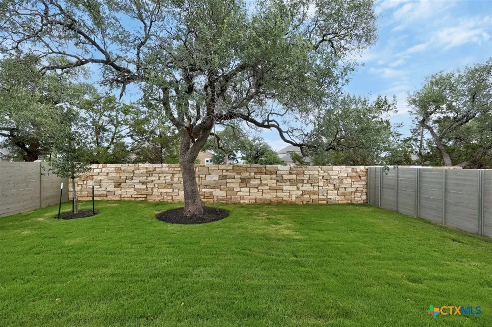 616 High Summit Drive Georgetown, TX 78628