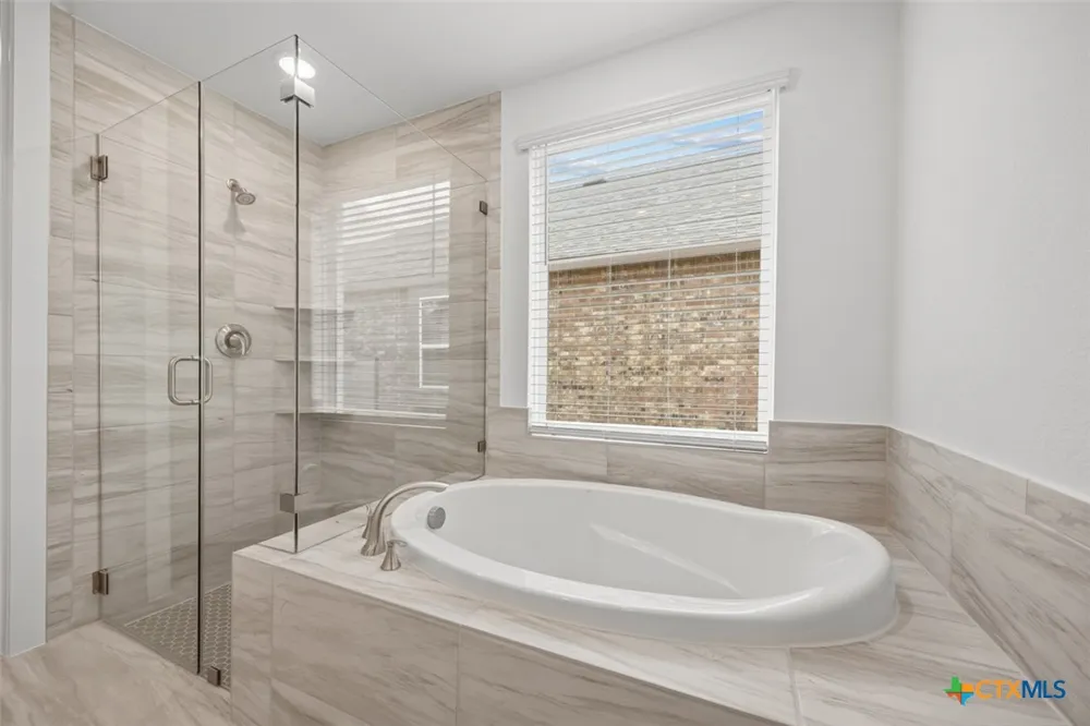 616 High Summit Drive Georgetown, TX 78628