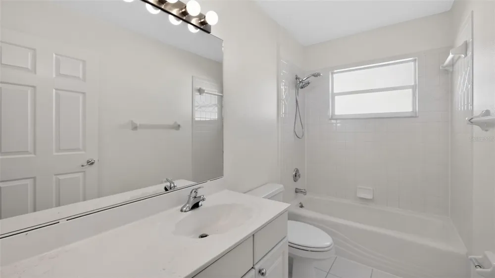 3325 INDIAN TRAIL Eustis, FL 32726