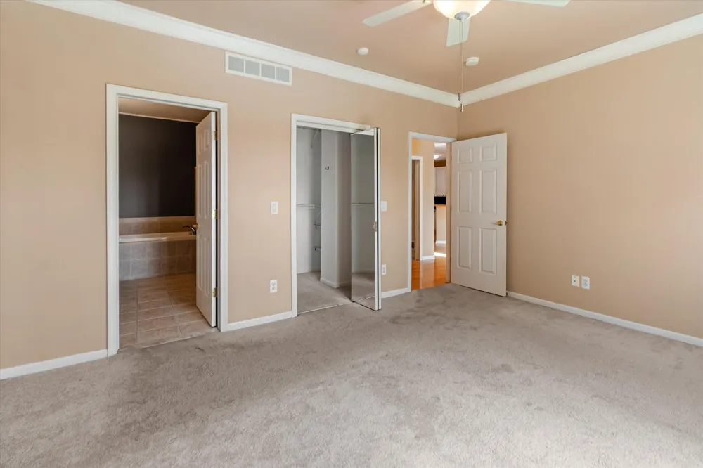 48551 Oak Bridge Drive Canton, MI 48188