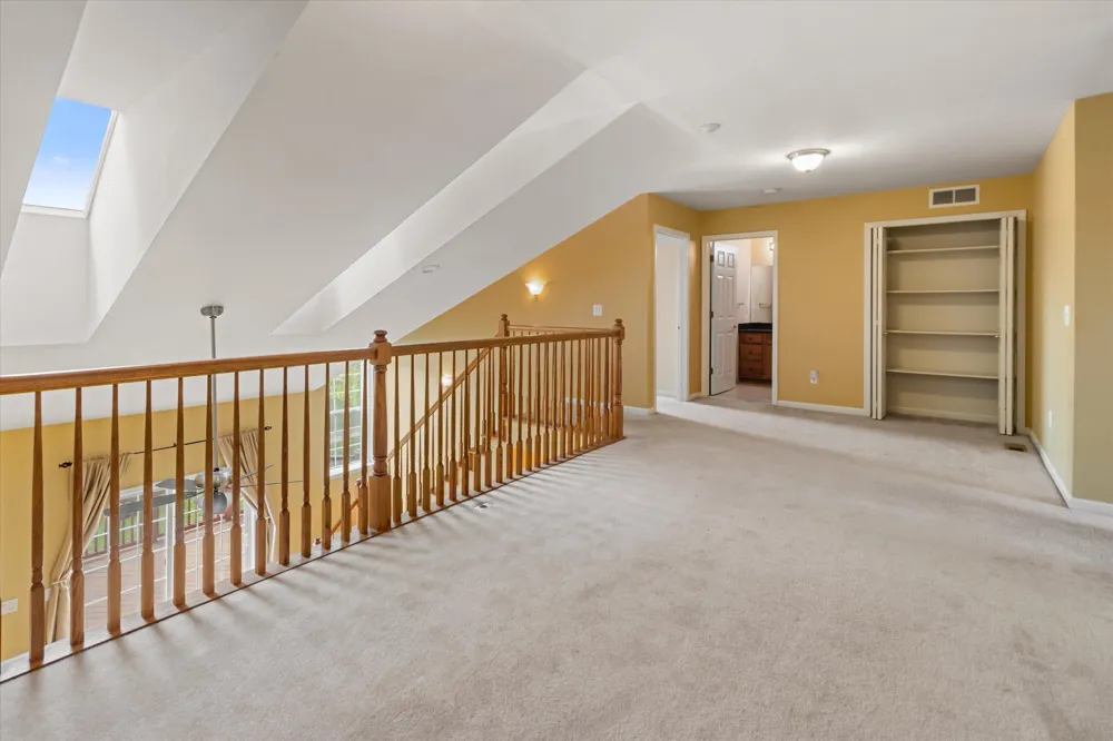 48551 Oak Bridge Drive Canton, MI 48188