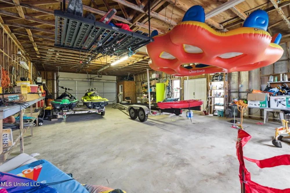 6241 Shawnee Street Kiln, MS 39556