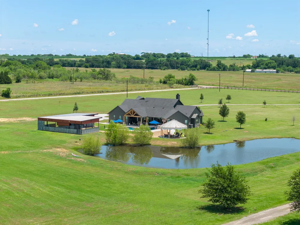 1981 County Road 202 Caldwell, TX 77836