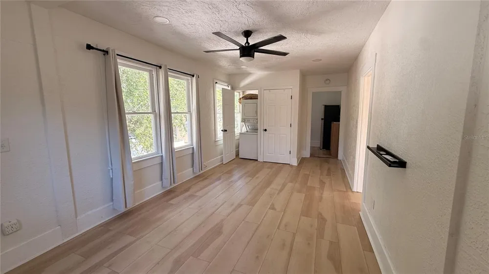 905 JONES STREET Clearwater, FL 33755