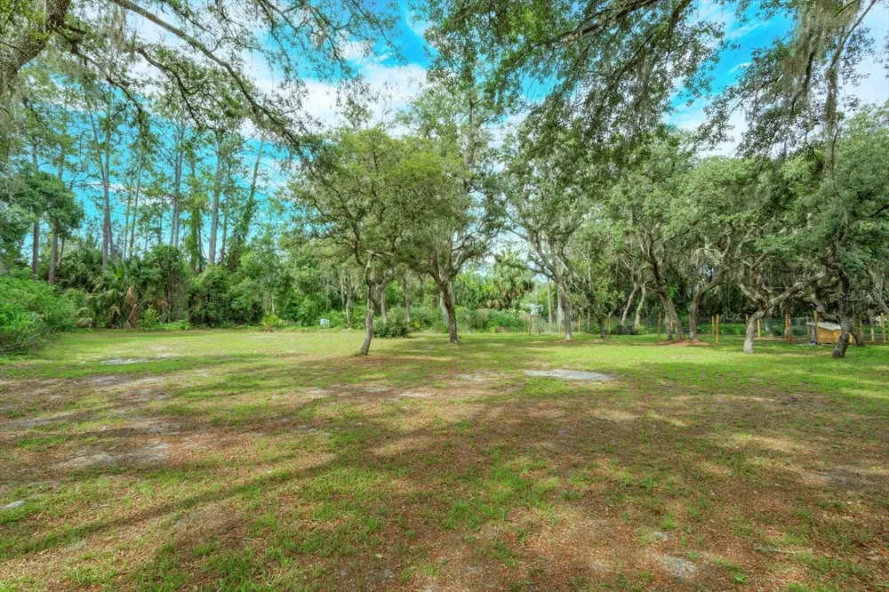 17249 HOLLY COURT Umatilla, FL 32784