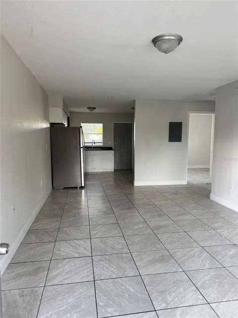 1112 MARTIN STREET #C