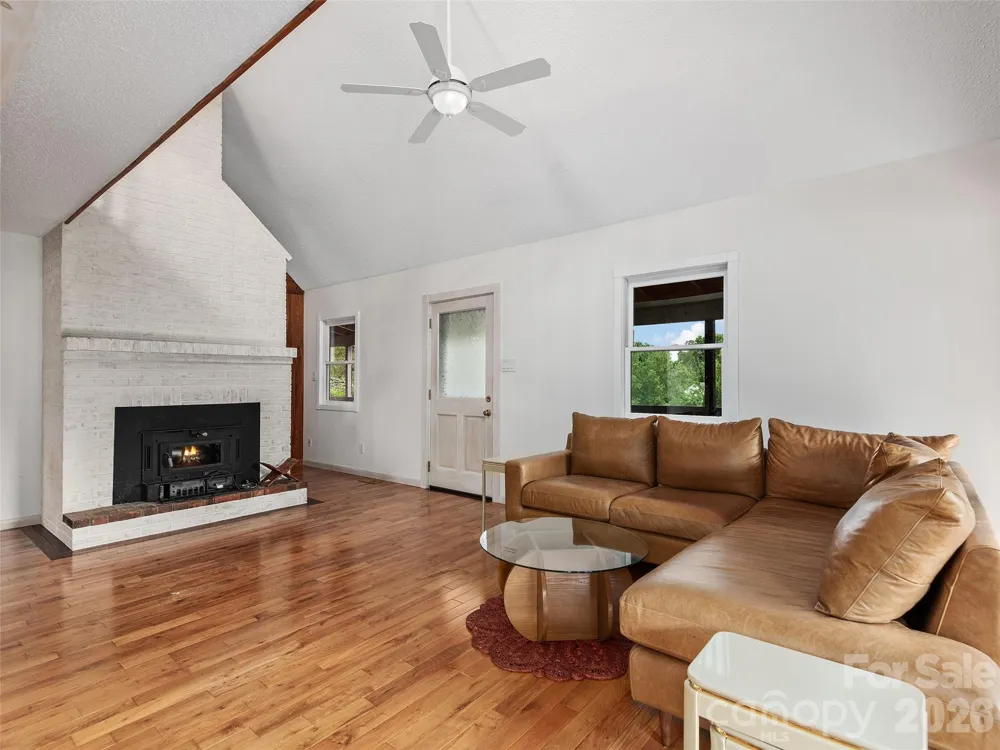 7 Hope Lane Weaverville, NC 28787