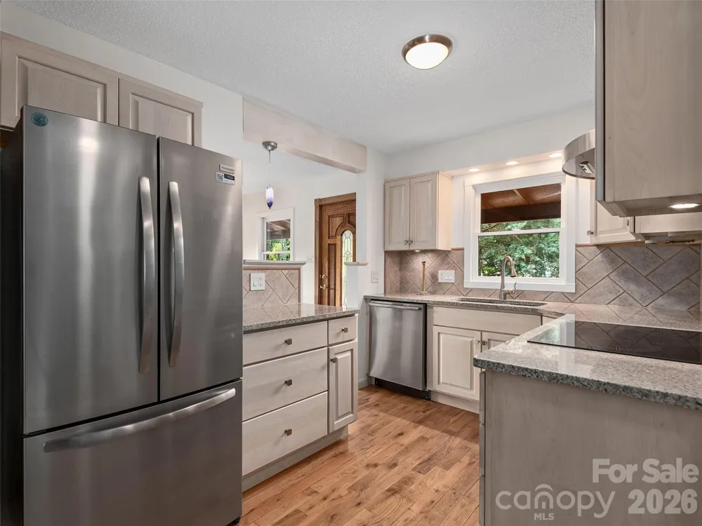7 Hope Lane Weaverville, NC 28787
