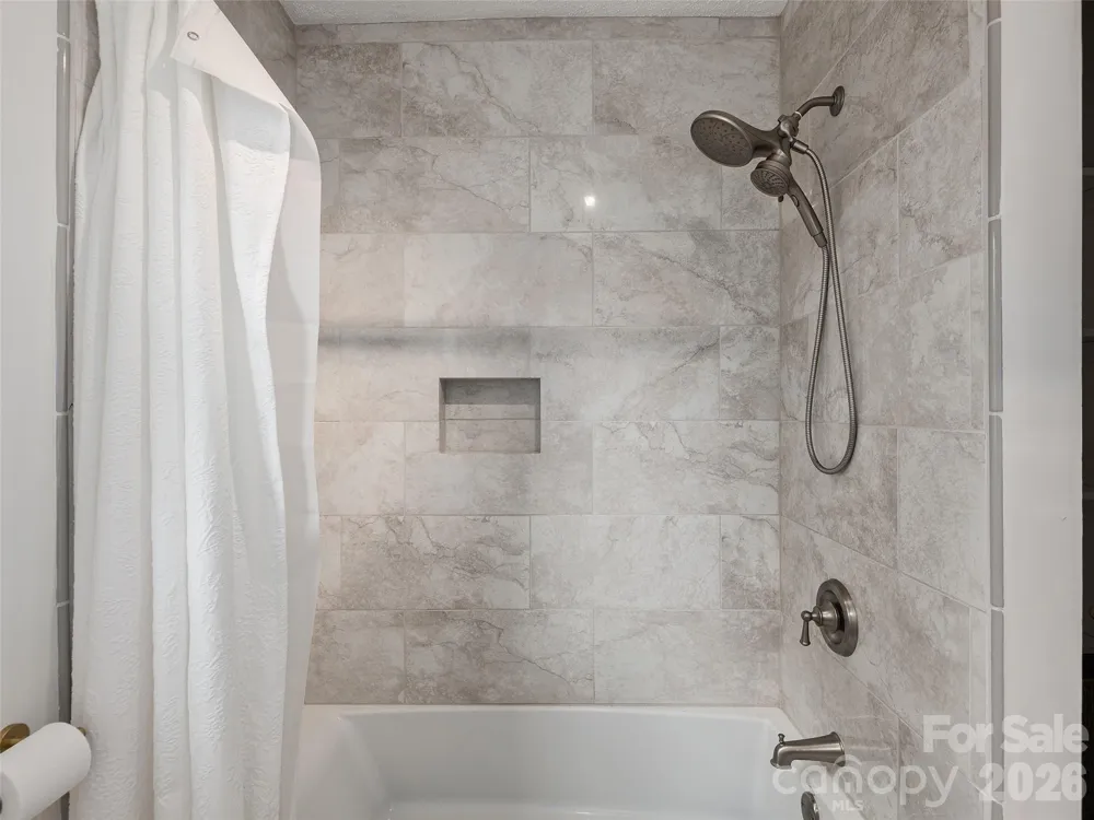 7 Hope Lane Weaverville, NC 28787