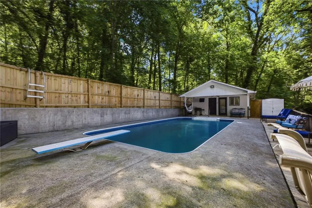 550 Sam Love Road Rocky Face, GA 30740