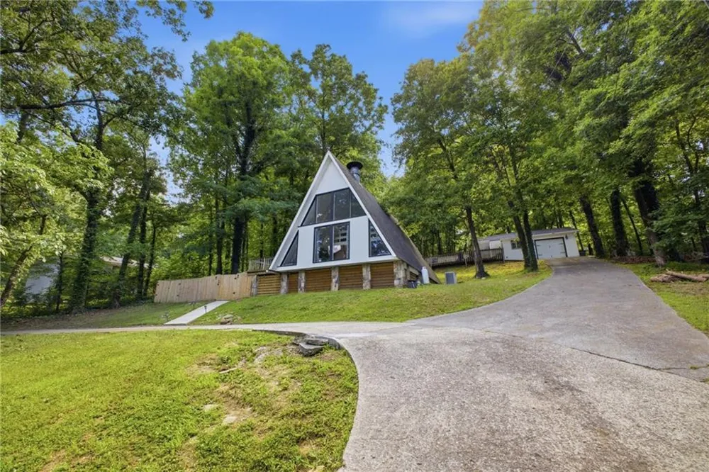 550 Sam Love Road Rocky Face, GA 30740
