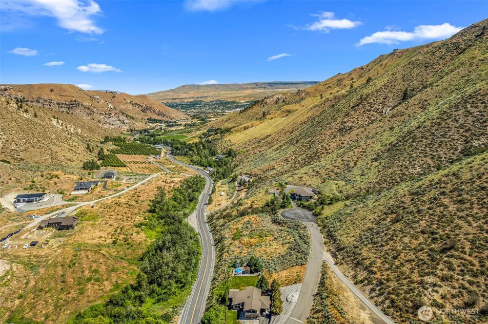159 Southridge Court Wenatchee, WA 98801