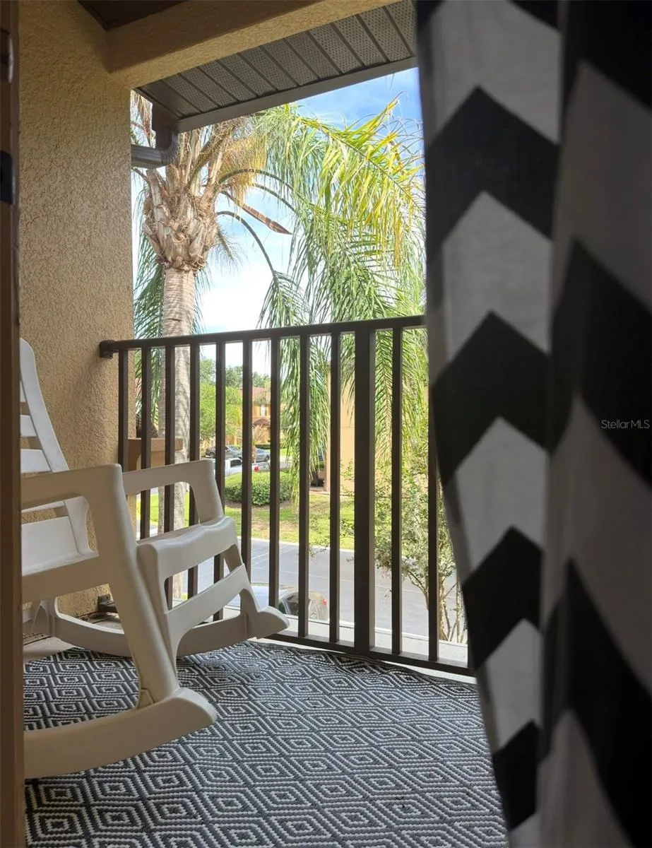 1337 CALABRIA AVENUE Davenport, FL 33897