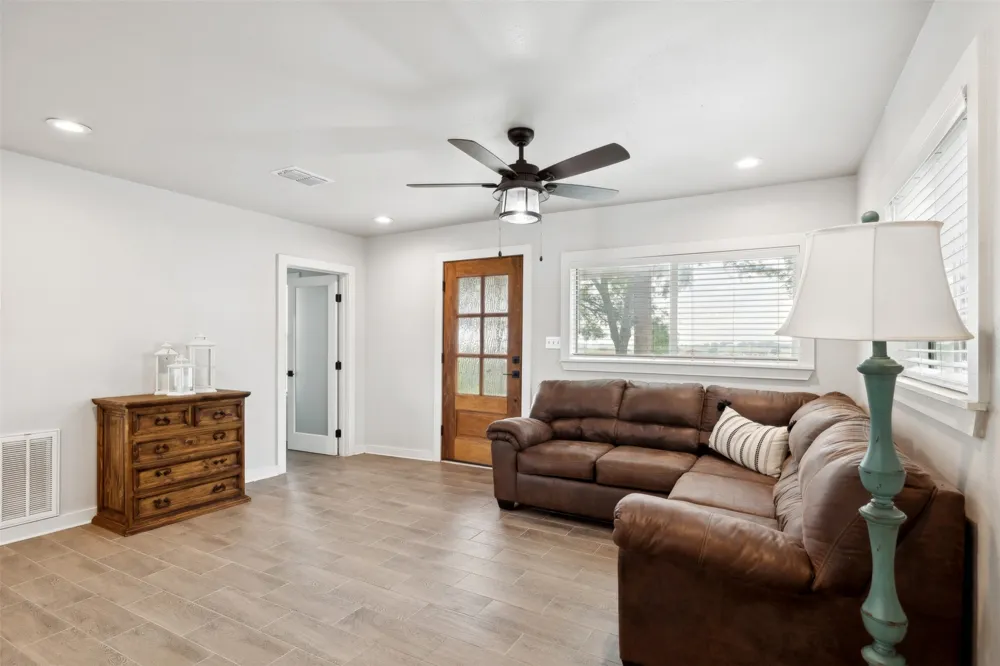 5530 US Highway 90a W Shiner, TX 77984