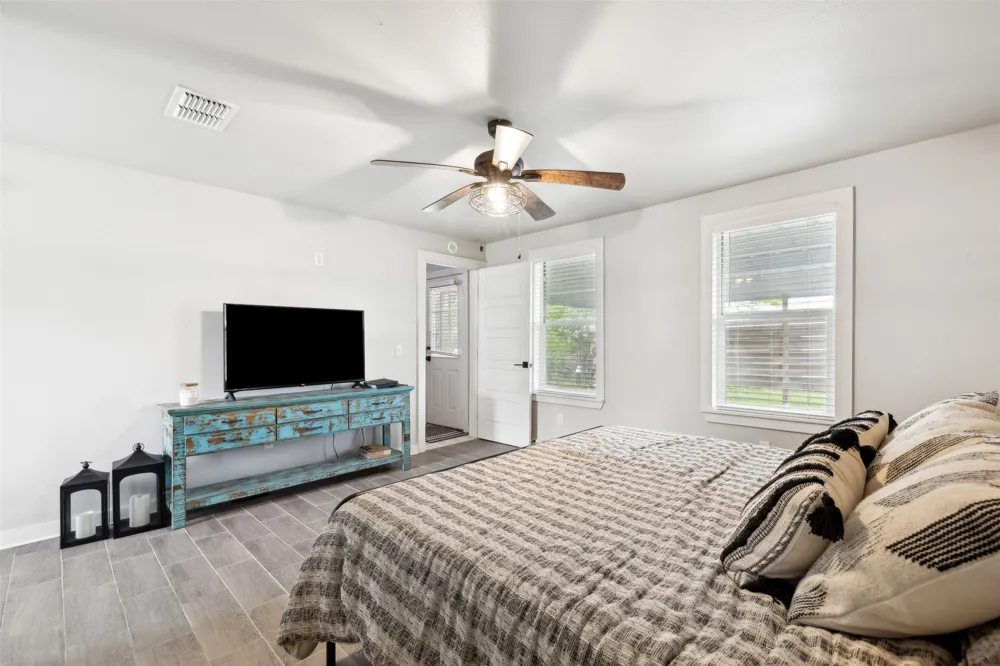 5530 US Highway 90a W Shiner, TX 77984