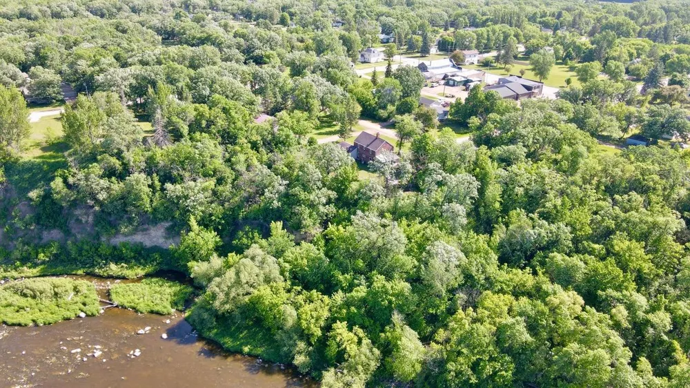 602 Marshall Avenue NE Red Lake Falls, MN 56750