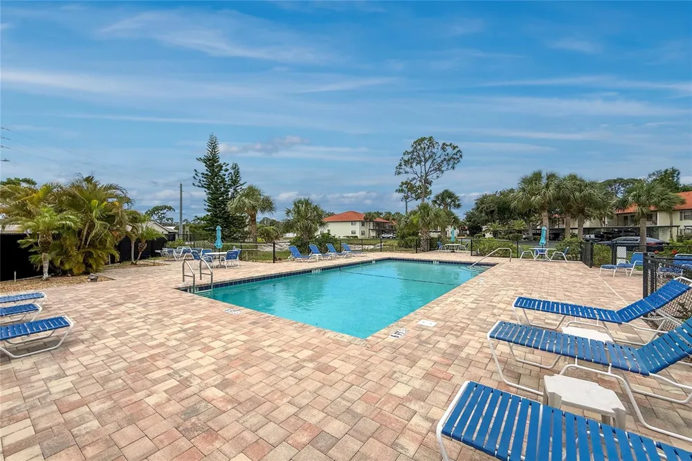 118 PINE HOLLOW DRIVE #118 Englewood, FL 34223