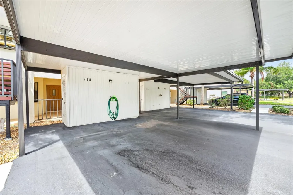118 PINE HOLLOW DRIVE #118 Englewood, FL 34223