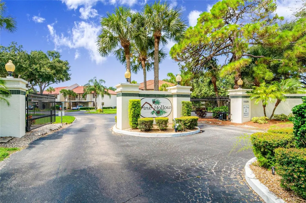 118 PINE HOLLOW DRIVE #118 Englewood, FL 34223