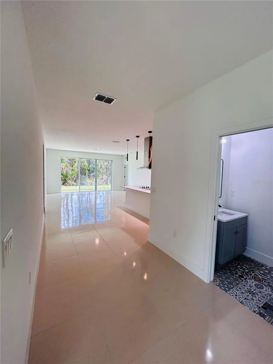 239 GREENBRIER AVENUE NW Palm Bay, FL 32907