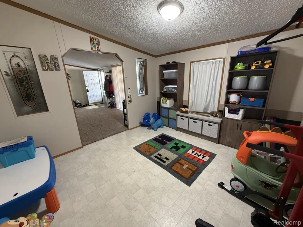 40 Bellwood Swartz Creek City, MI 48473