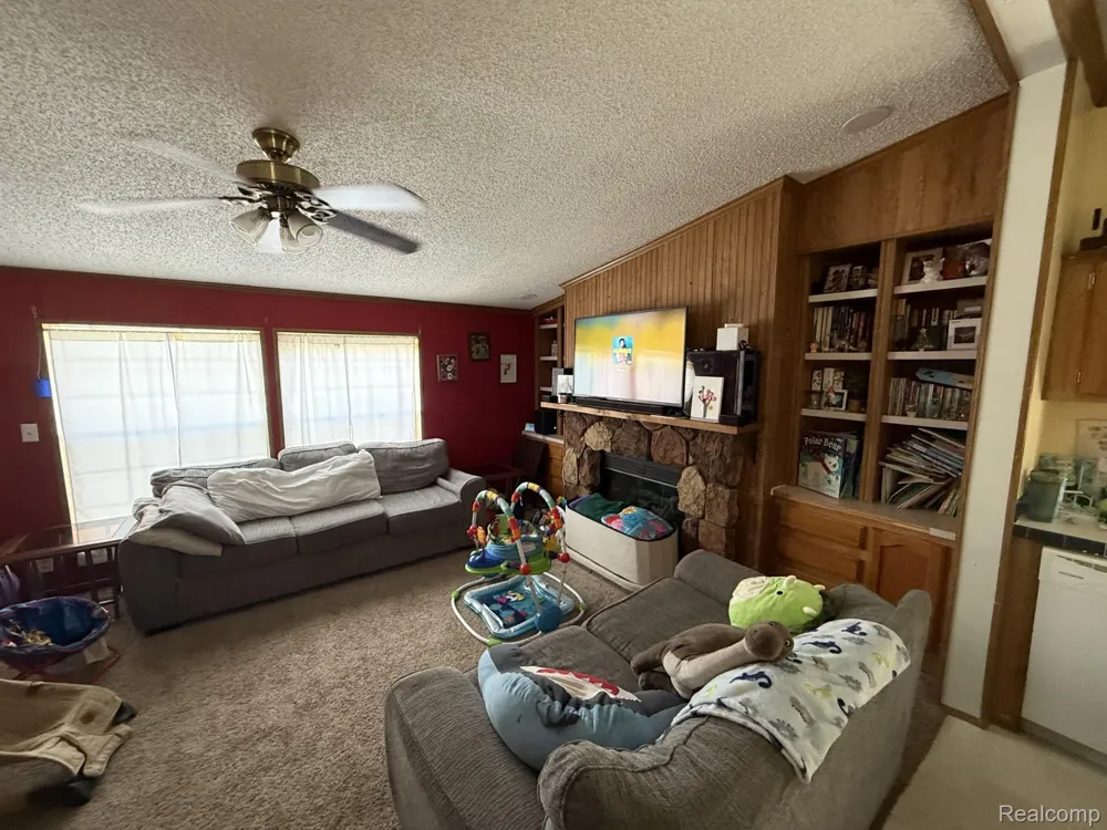 40 Bellwood Swartz Creek City, MI 48473
