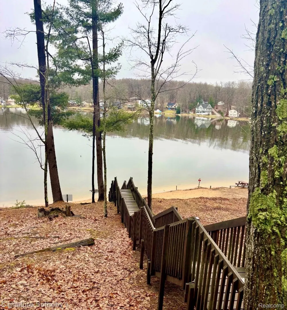 229 Forest Trail Rose Lake Township, MI 49655